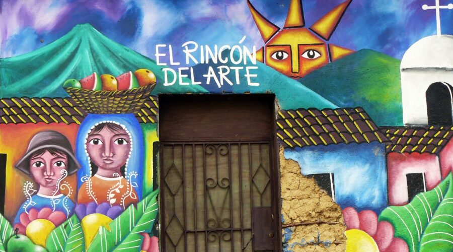 Juayúa food festival tour – colorful mural in Concepción de Ataco, Ruta de las Flores