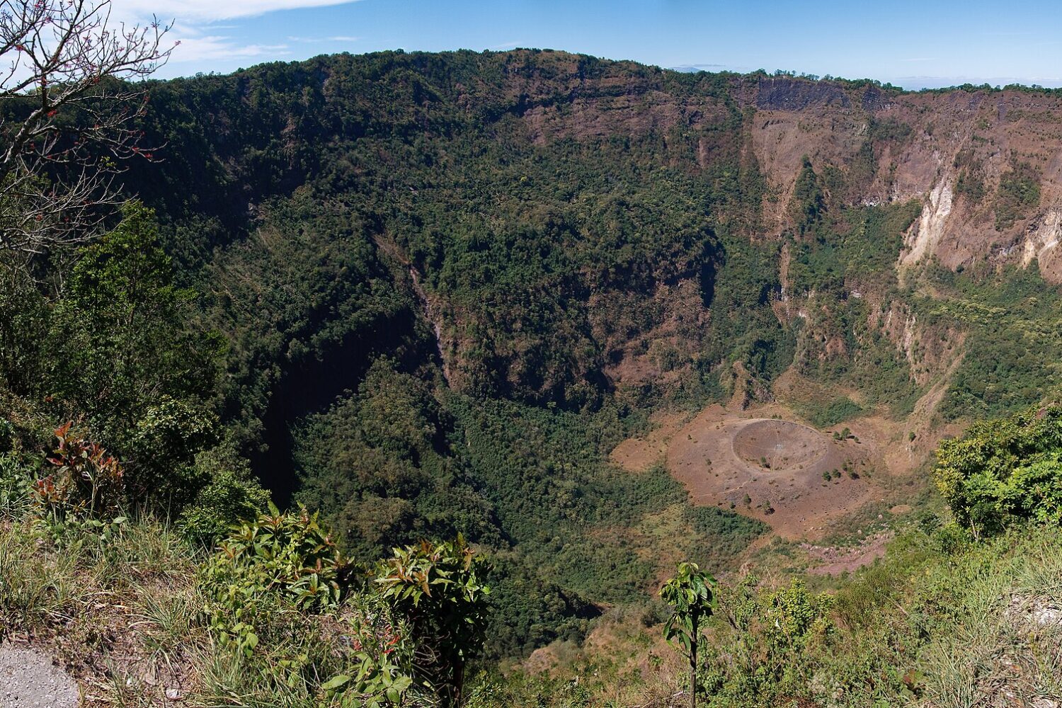 Panoramic view of the crater at El Boquerón National Park