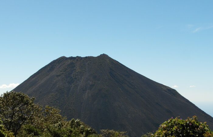 Izalco Volcano hike – the bare volcanic cone of Izalco, El Salvador